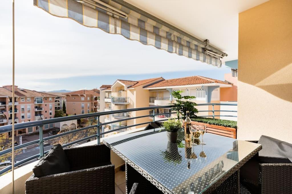 Port-Frejus, Le Paladien, Appartement 2 Pieces Climatise, Terrasse & Parking Exteriér fotografie