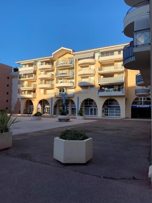 Port-Frejus, Le Paladien, Appartement 2 Pieces Climatise, Terrasse & Parking Exteriér fotografie